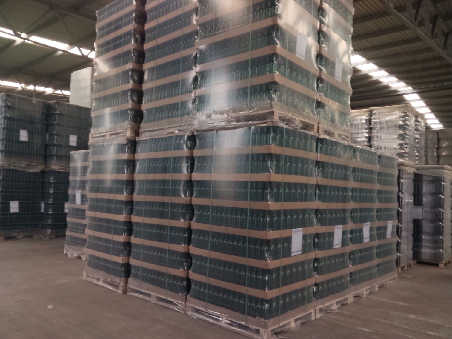 Pallet Packaging for Glass Bottles.jpg